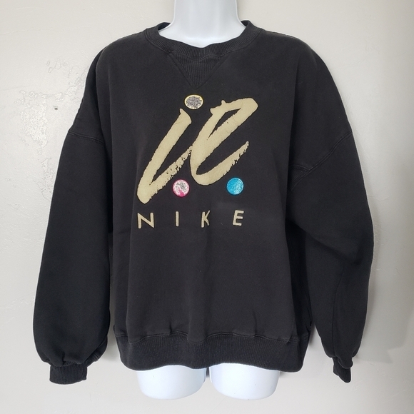 Nike Tops - Nike Vintage Women's Pullover Sweatshirt Black IE 90s Y2K Oversized One Size Top